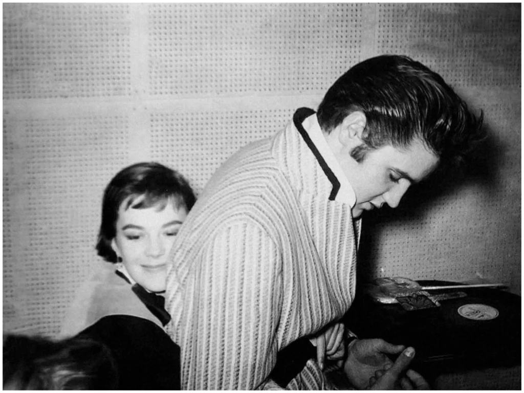 Elvis and Natalie Wood - Love Life